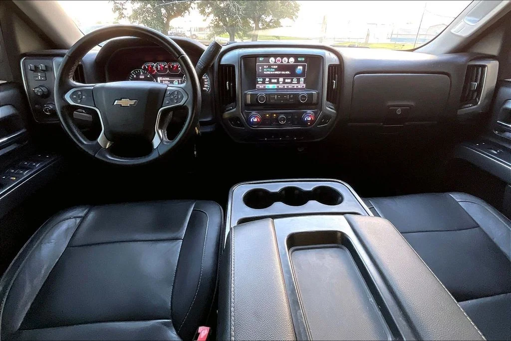 Used 2016 Red Chevrolet LT image 7