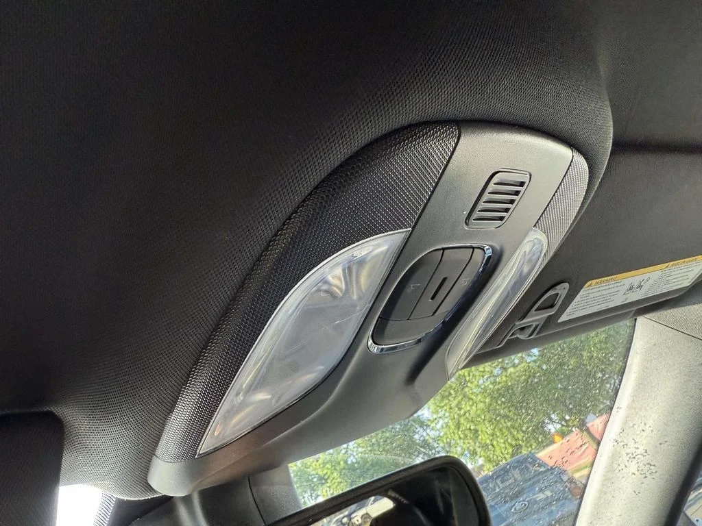 Used 2024 White Jeep Limited image 27
