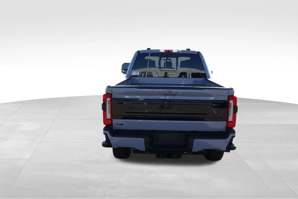 New 2026 Glacier Gray Metallic Tri-Coat Ford Platinum image 4
