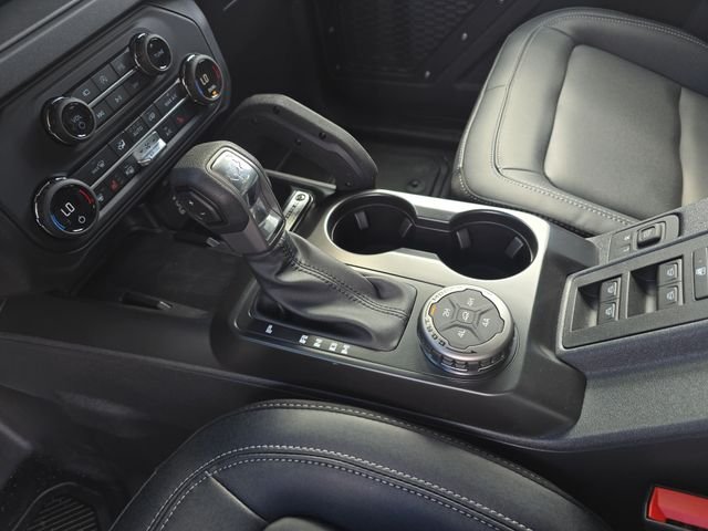 New 2026 Velocity Blue Metallic Ford Badlands® image 57