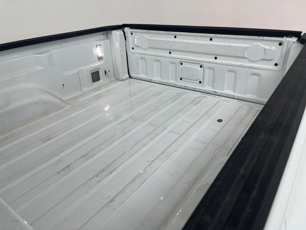 Used 2024 White Jeep Willys image 9