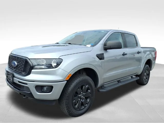 Used 2020 Silver Ford XLT image 2