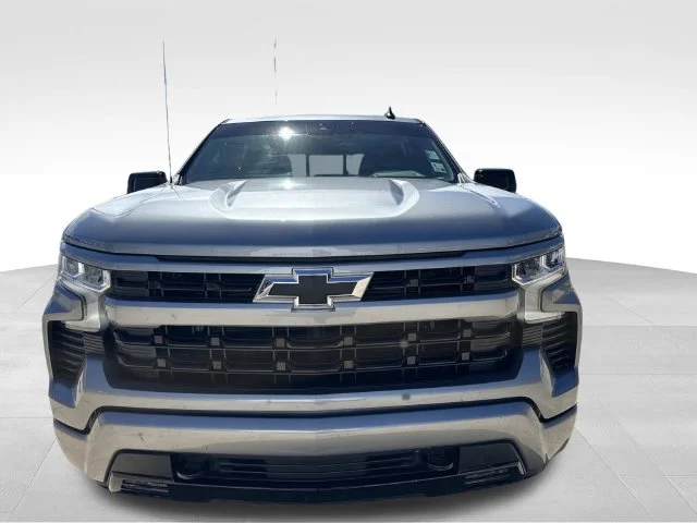 Used 2024 Gray Chevrolet RST image 4
