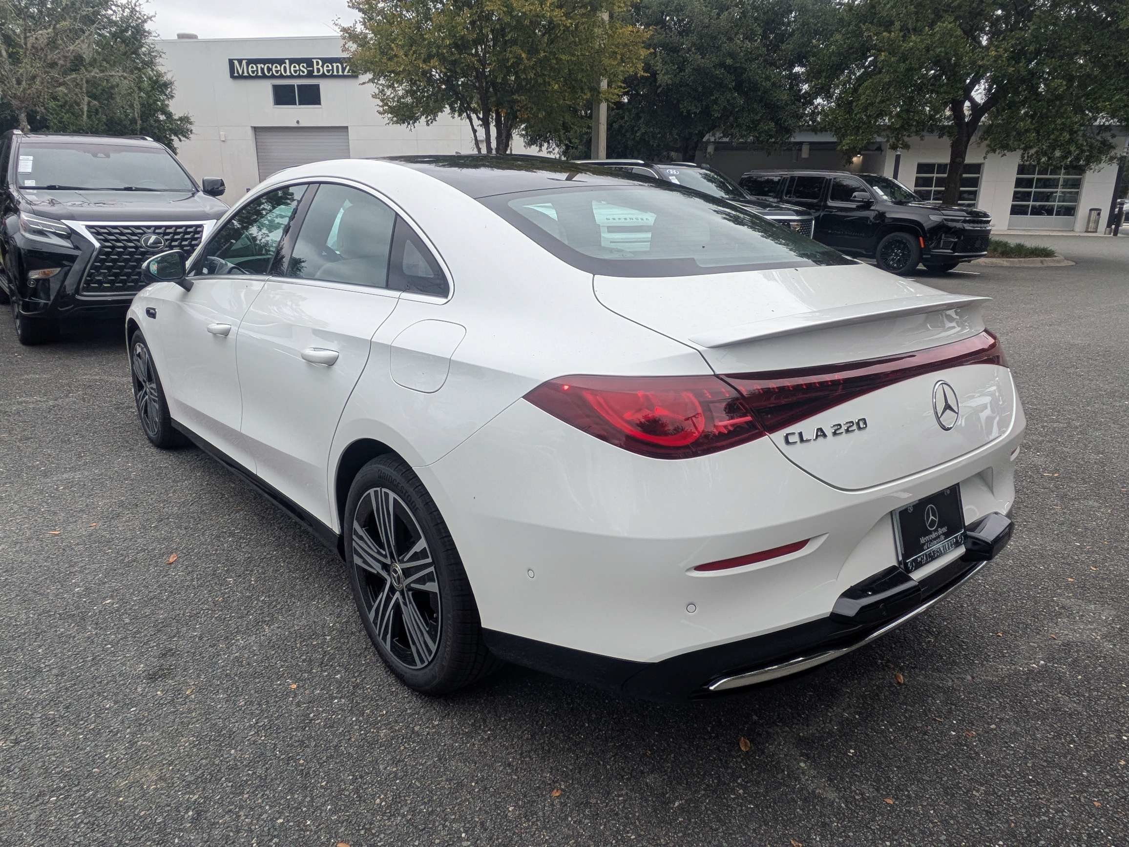 New 2027 Polar White Mercedes-Benz CLA 220 image 5
