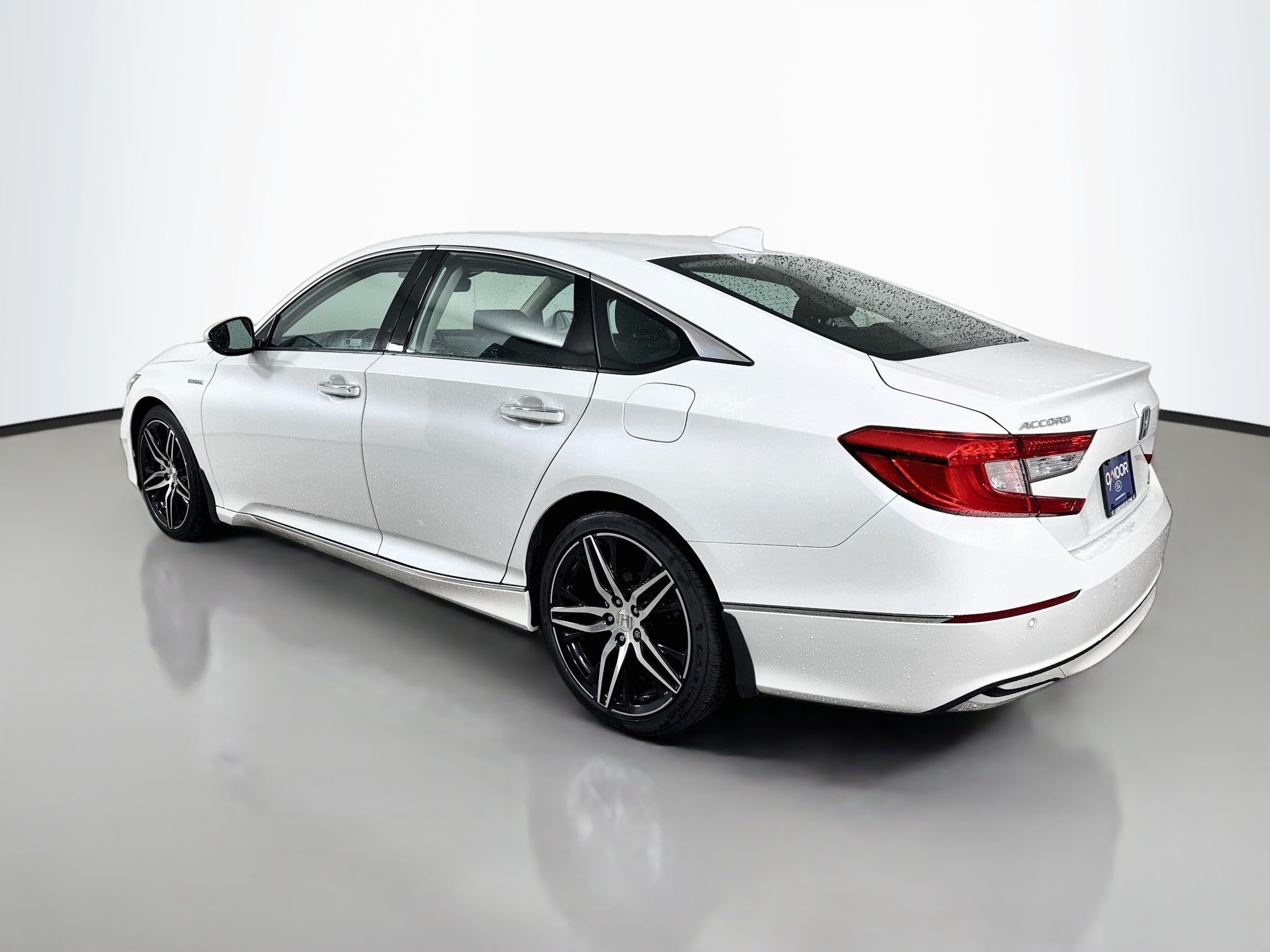 Used 2021 Platinum White Pearl Honda Touring image 5
