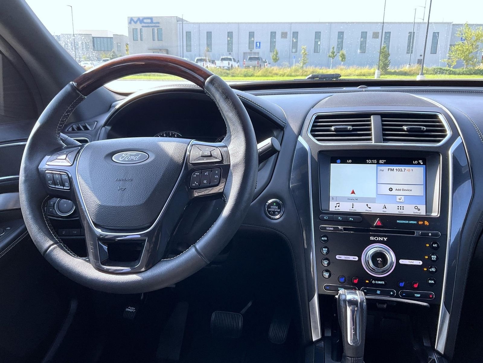 Used 2018 Black Ford Platinum image 14