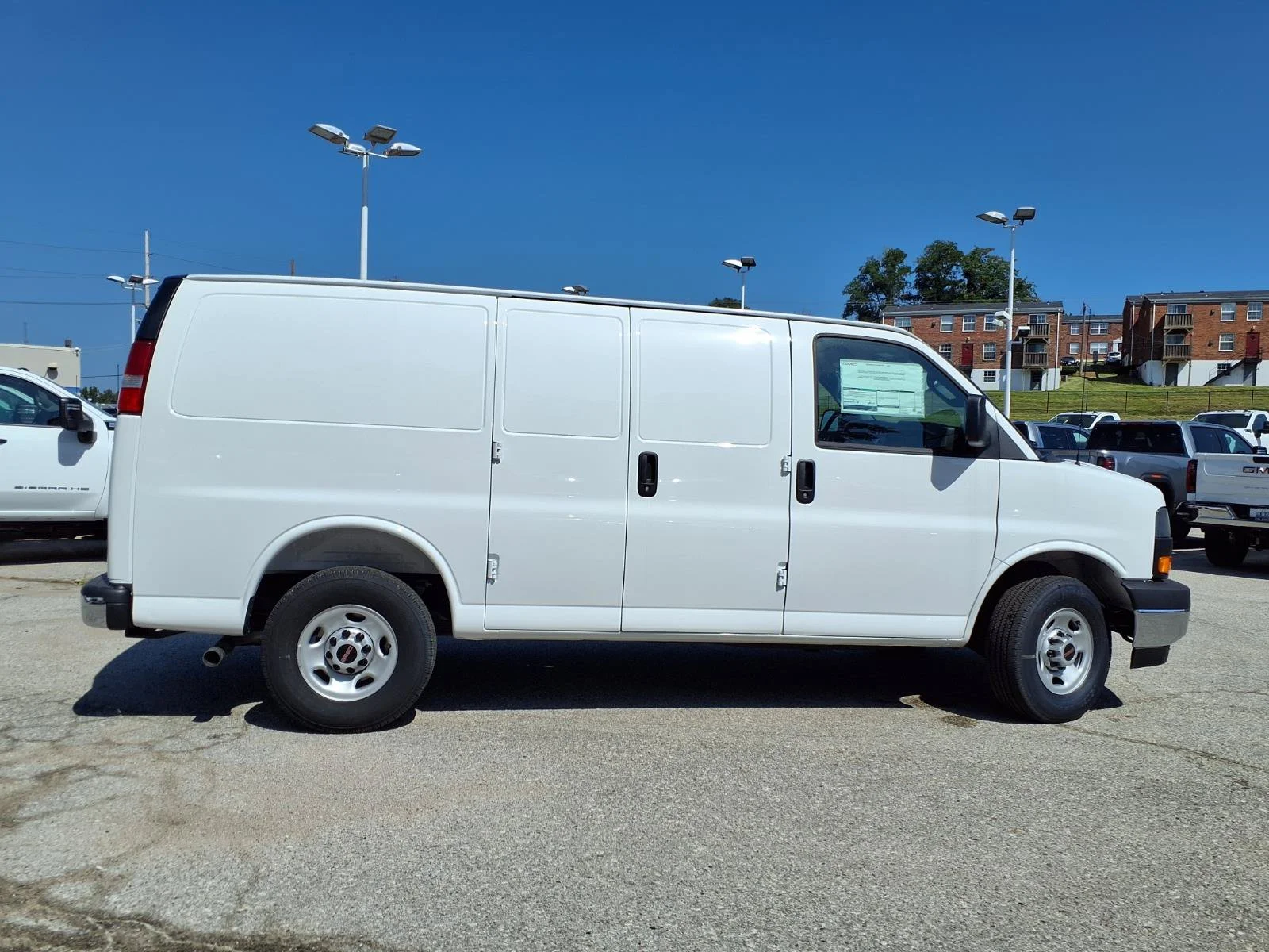 New 2026 Summit White GMC Work Van image 20