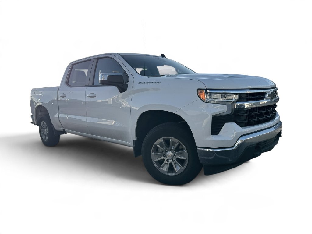Used 2022 White Chevrolet LT image 14