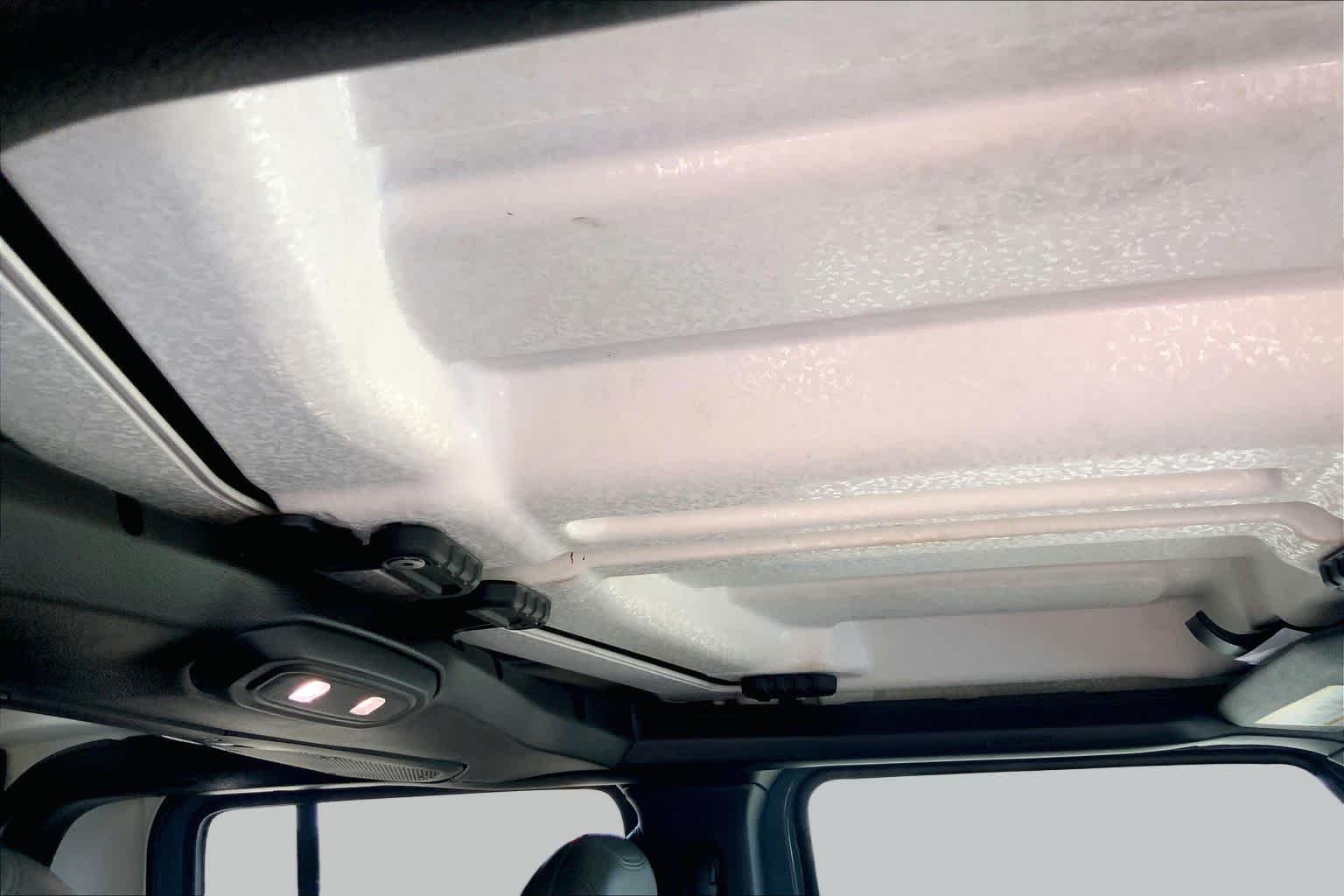 Used 2024 Anvil Clearcoat Jeep Mojave image 14