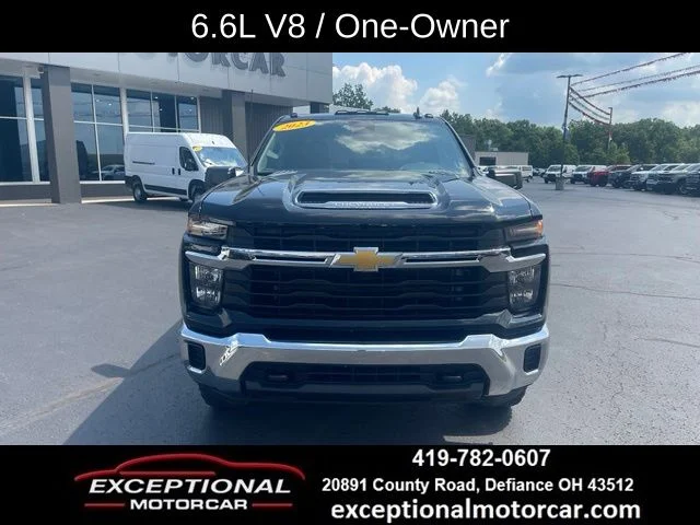 Used 2024 Black Chevrolet LT image 11