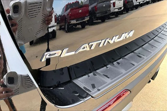 New 2026 Black Ford Platinum image 9