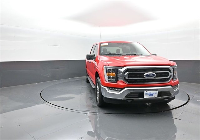 2021 Ford F-150 XLT photo 2