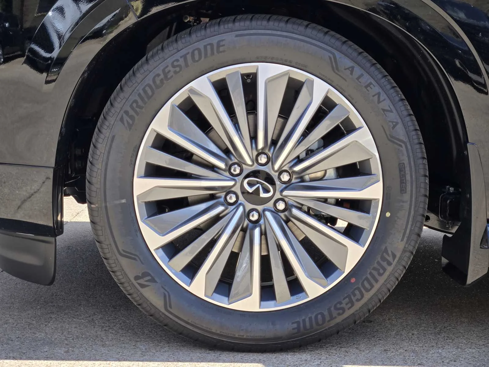 New 2026 BLACK OBSIDIAN INFINITI Luxe 2WD image 7