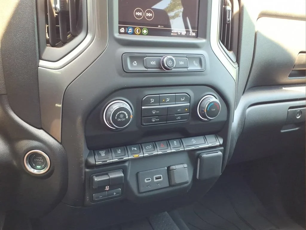 2026 Chevrolet Silverado 2500 HD Custom - Photo 7