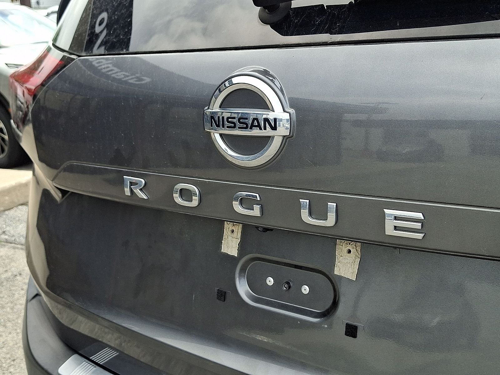 Used 2021 Gray Nissan SV image 29