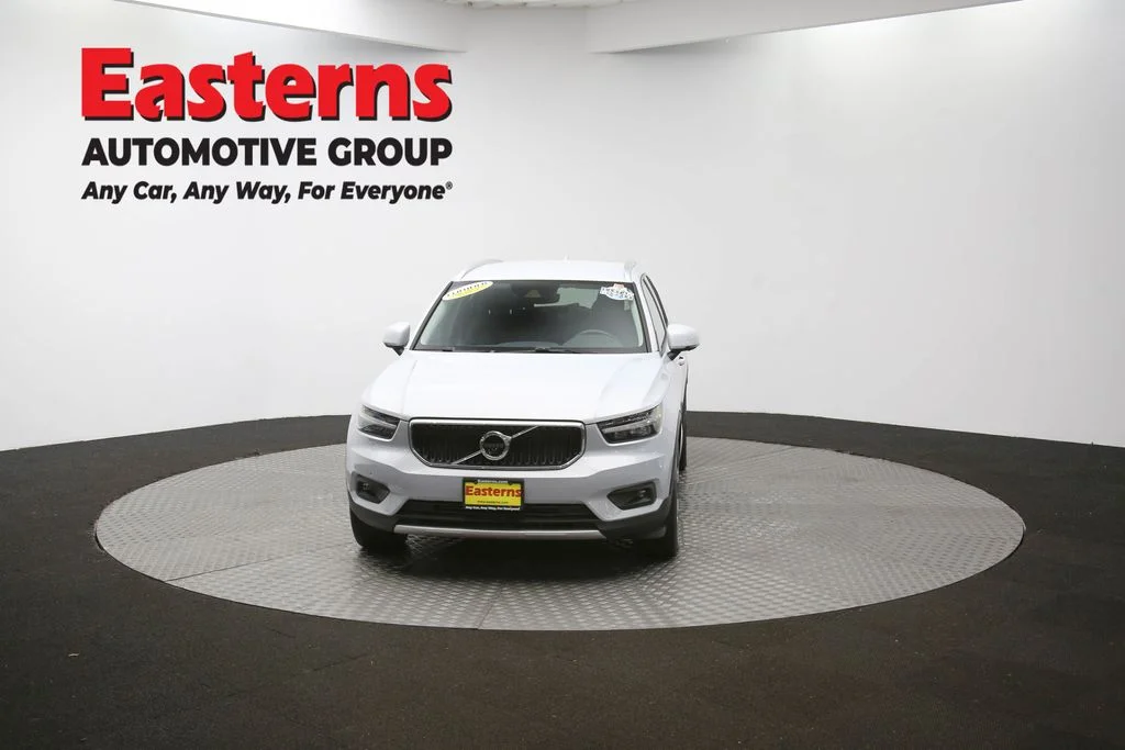Used 2021 Silver Volvo Momentum image 52