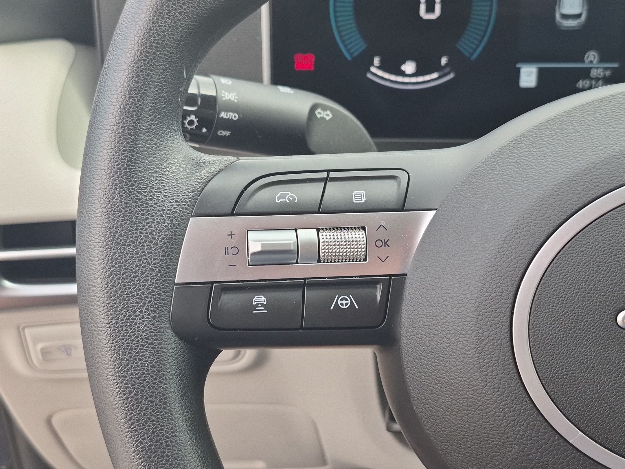 New 2026 Ecotronic Gray Hyundai SEL AWD image 15