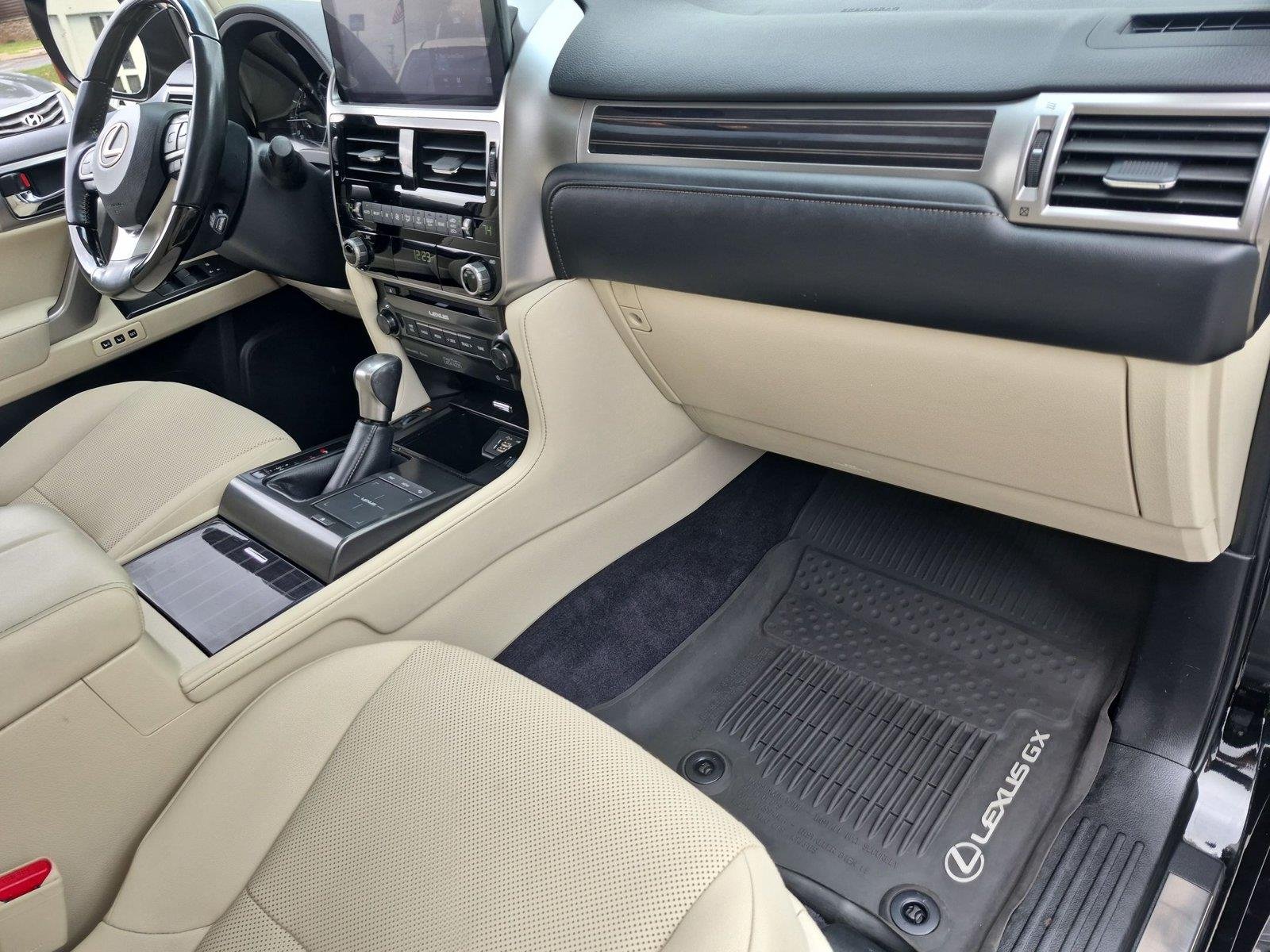 Used 2022 Black Onyx Lexus GX 460 Premium image 39