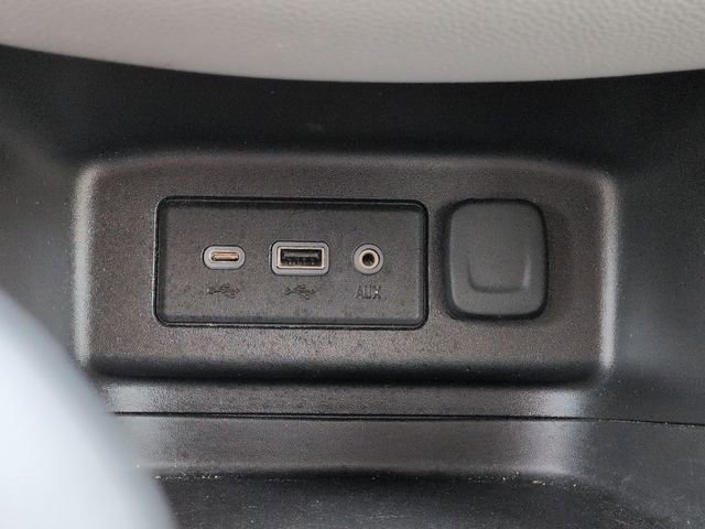 2024 Chevrolet Equinox LT - Photo 27