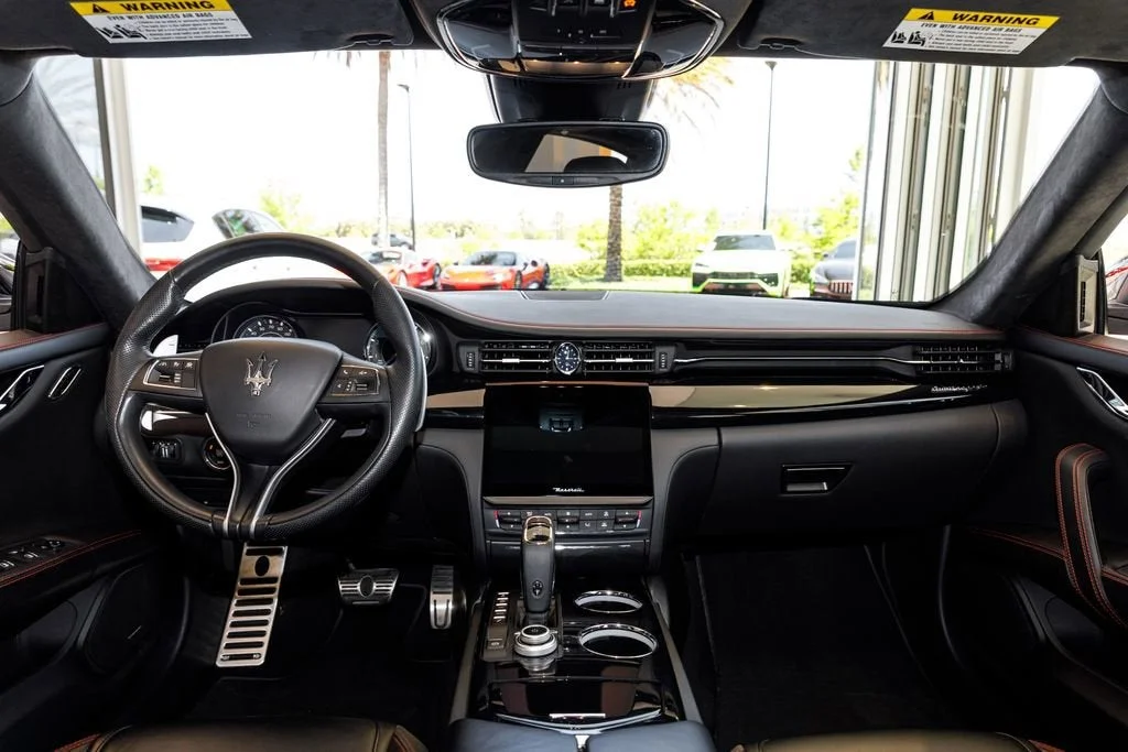 Used 2022 Bianco Maserati Modena image 9