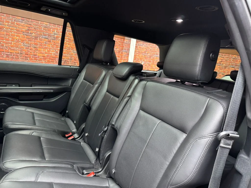 Certified Used 2020 Black Ford XLT image 28