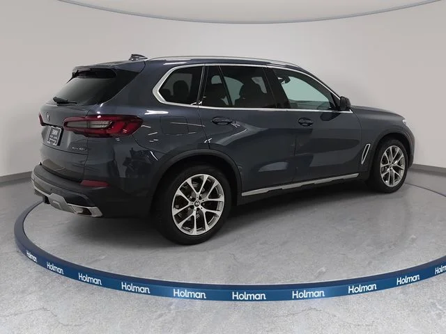 Used 2022 Arctic Gray Metallic BMW xDrive40i image 6