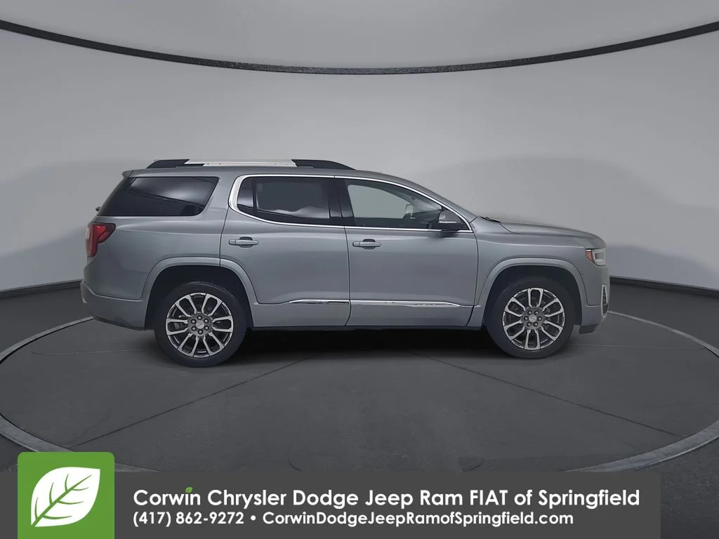 Used 2023 Silver GMC Denali image 17