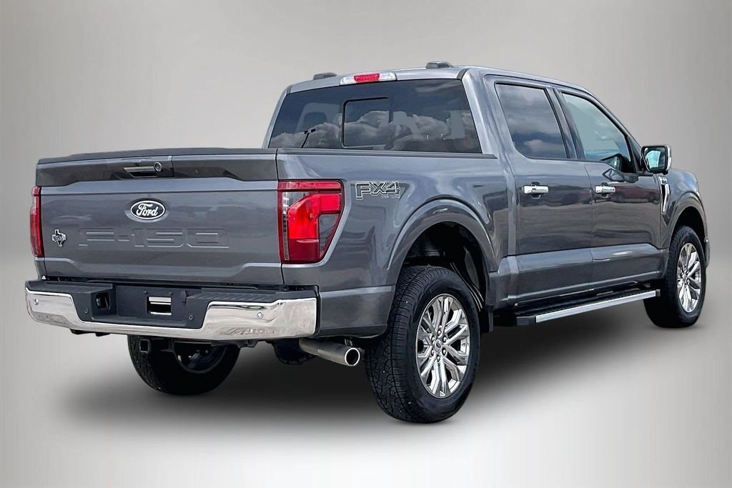 Used 2024 Gray Ford XLT image 5
