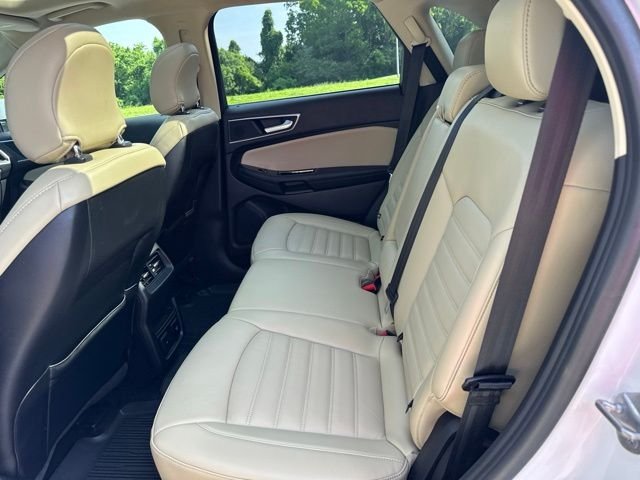 Used 2018 White Ford SEL image 14