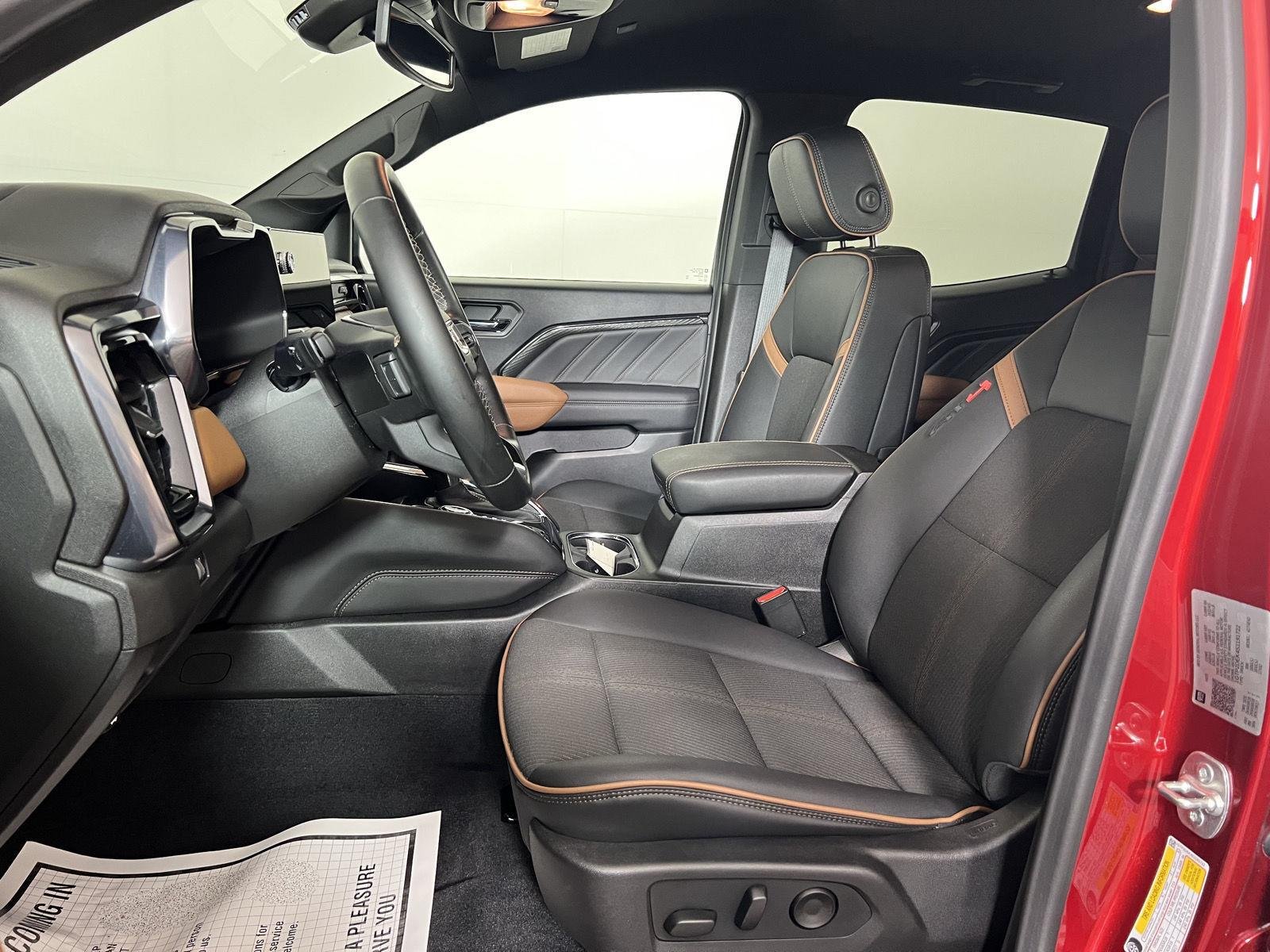 Used 2025 Volcanic Red Tintcoat GMC 4WD AT4 image 4