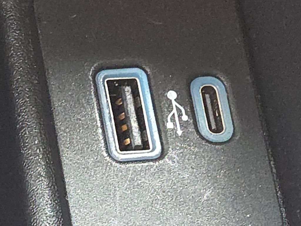 2022 Ford Edge SEL - Photo 34