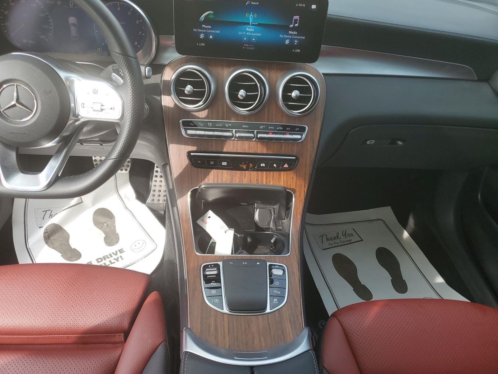 2022 Mercedes-Benz GLC Coupe GLC300 - Photo 11