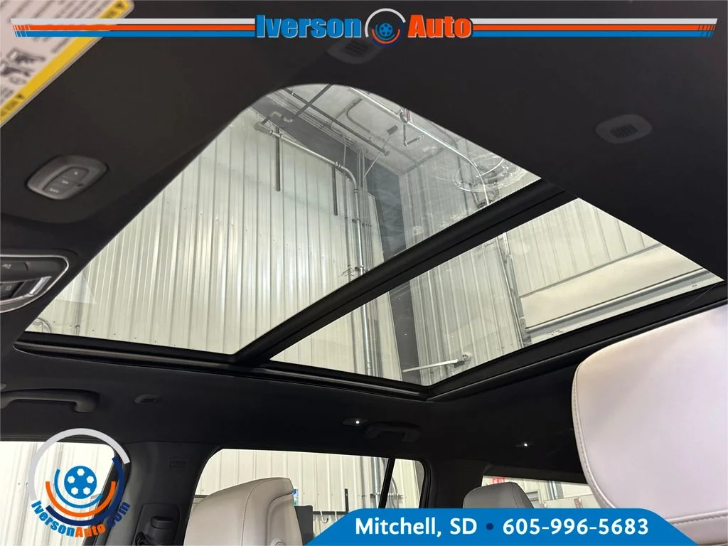 New 2026 Blue Jeep Limited Altitude image 23