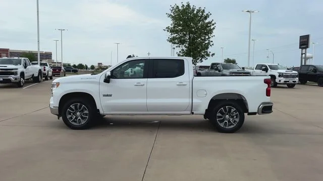 New 2026 Summit White Chevrolet LT image 5