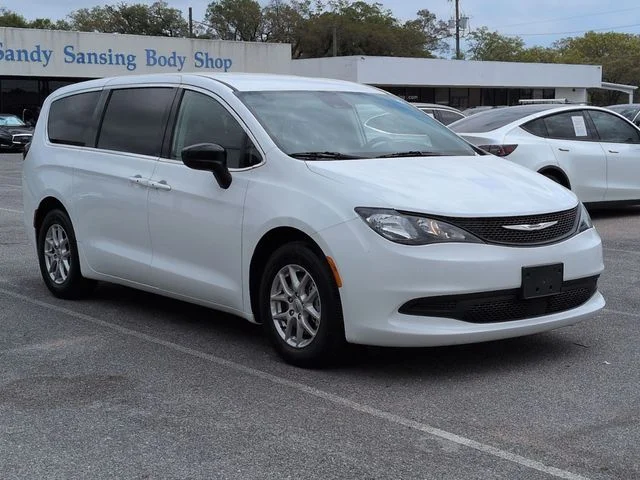Used 2024 White Chrysler LX image 7
