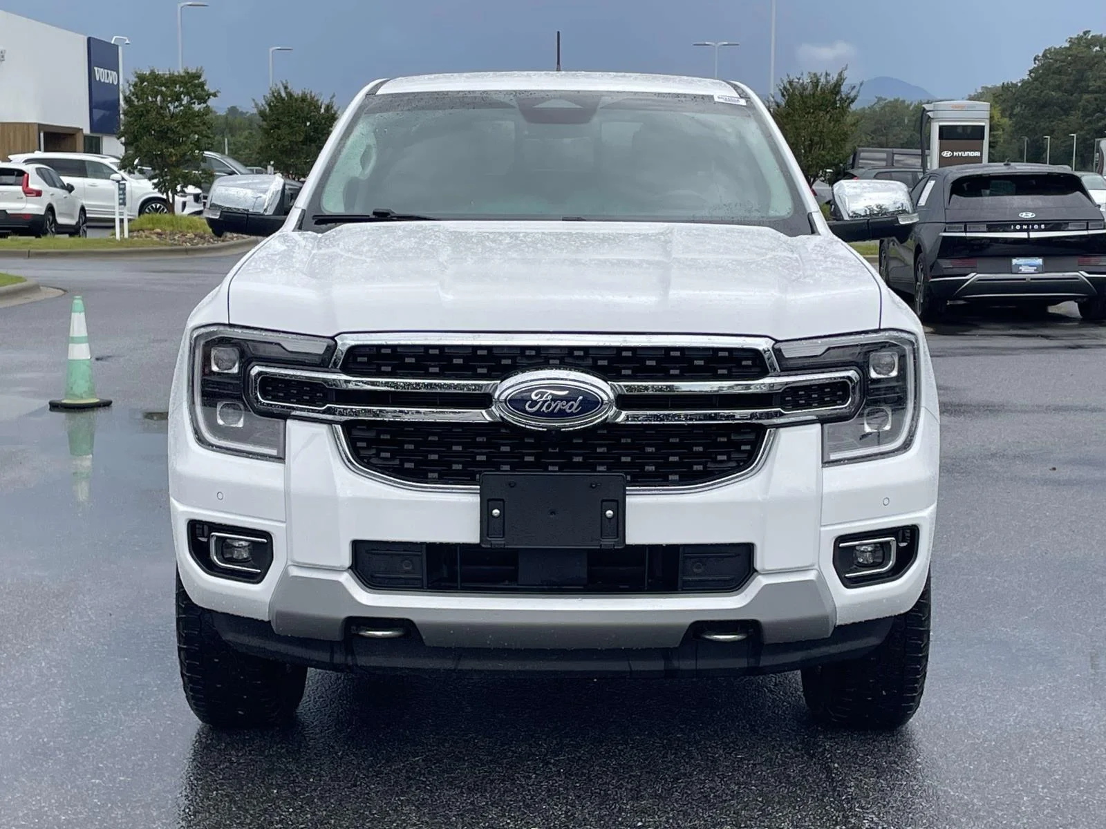 Used 2024 Oxford White Ford LARIAT image 26