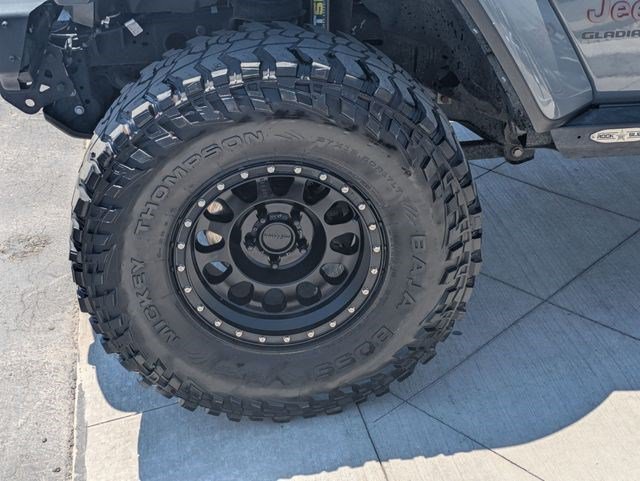 Used 2021 Sting-Gray Clearcoat Jeep Rubicon image 11