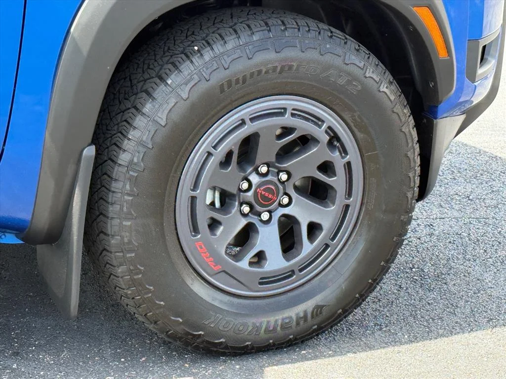 2025 Nissan Frontier PRO-X - Photo 9