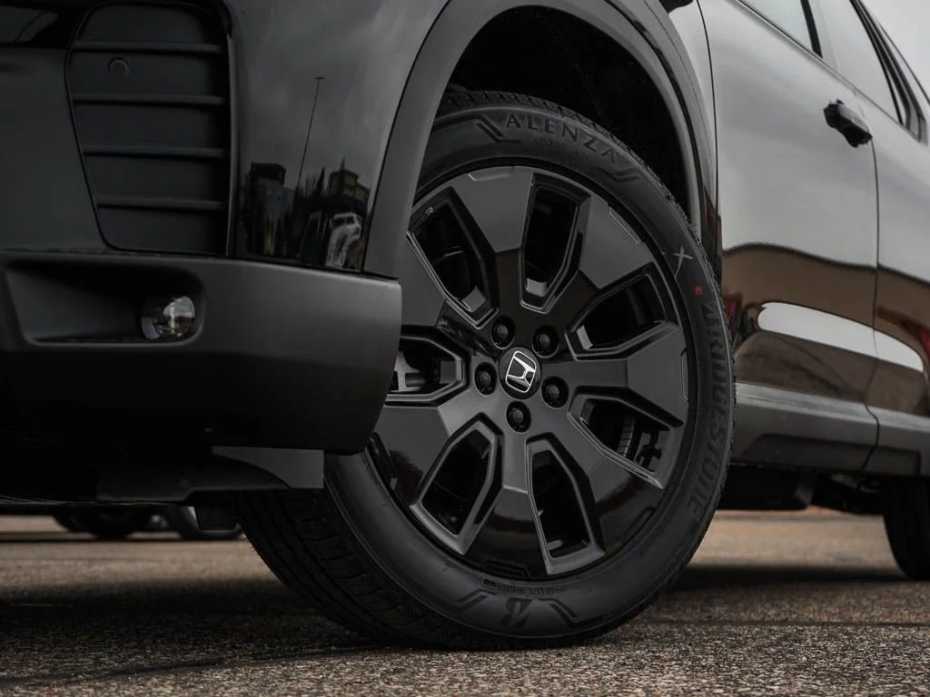 New 2026 Crystal Black Pearl Honda Black Edition image 6