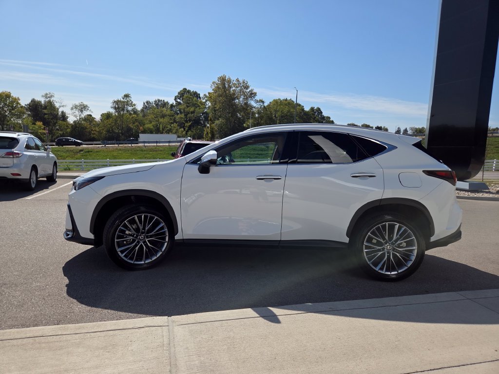 Certified Used 2026 WHITE NOVA GLASS FLAKE Lexus 350h Premium image 26