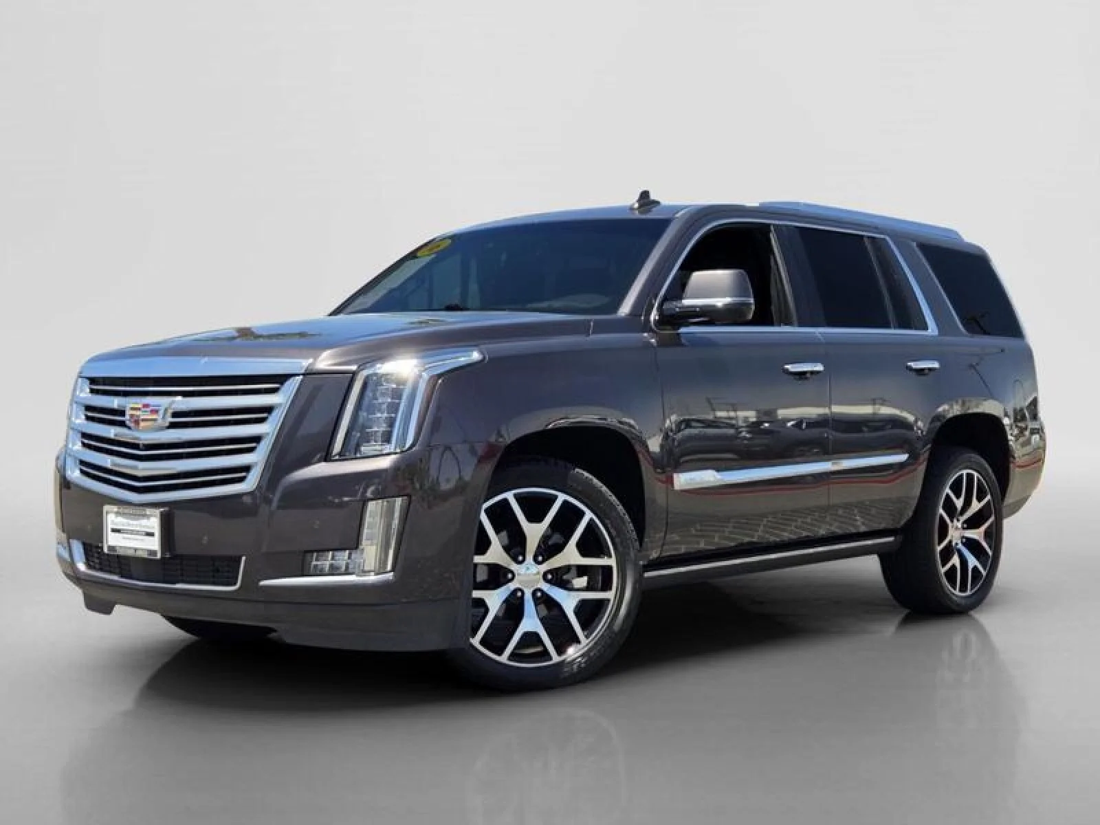 2016 Cadillac Escalade AWD Platinum's photo