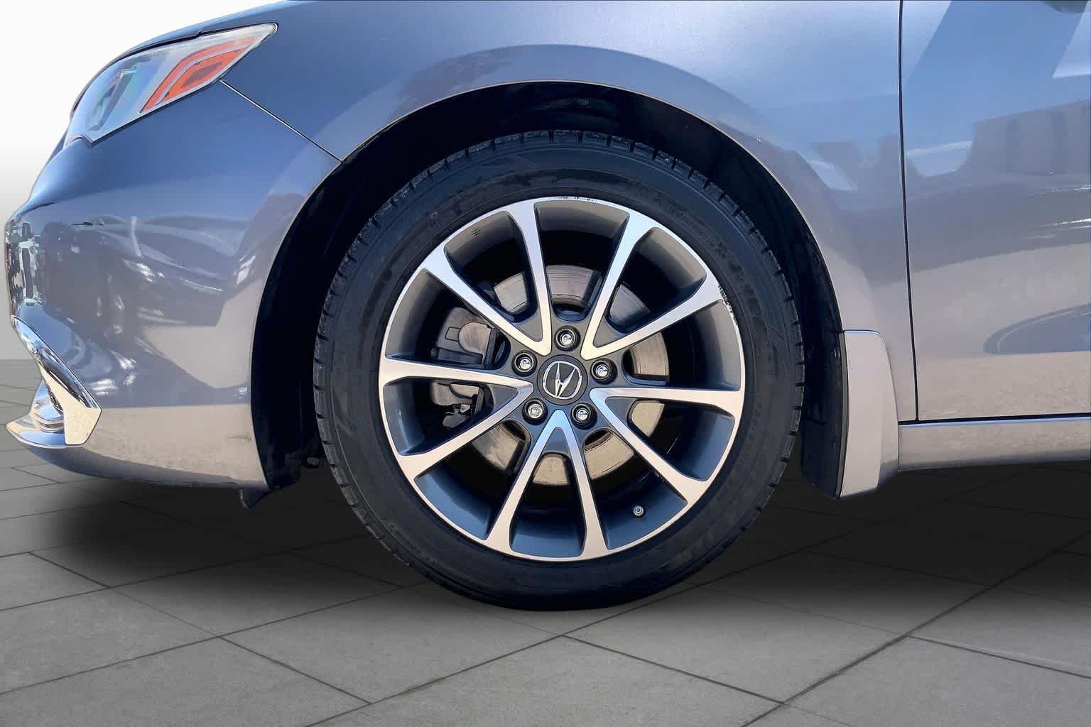 Used 2019 Modern Steel Metallic Acura  image 11