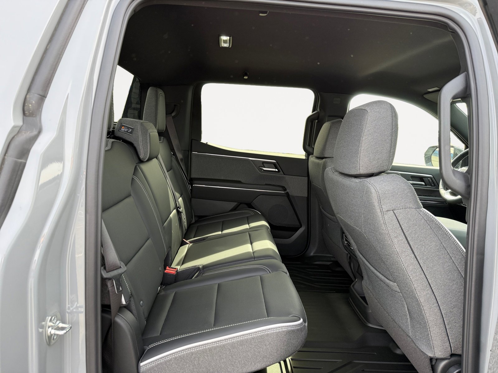 New 2026 Thunderstorm Gray GMC Elevation Standard Range image 18