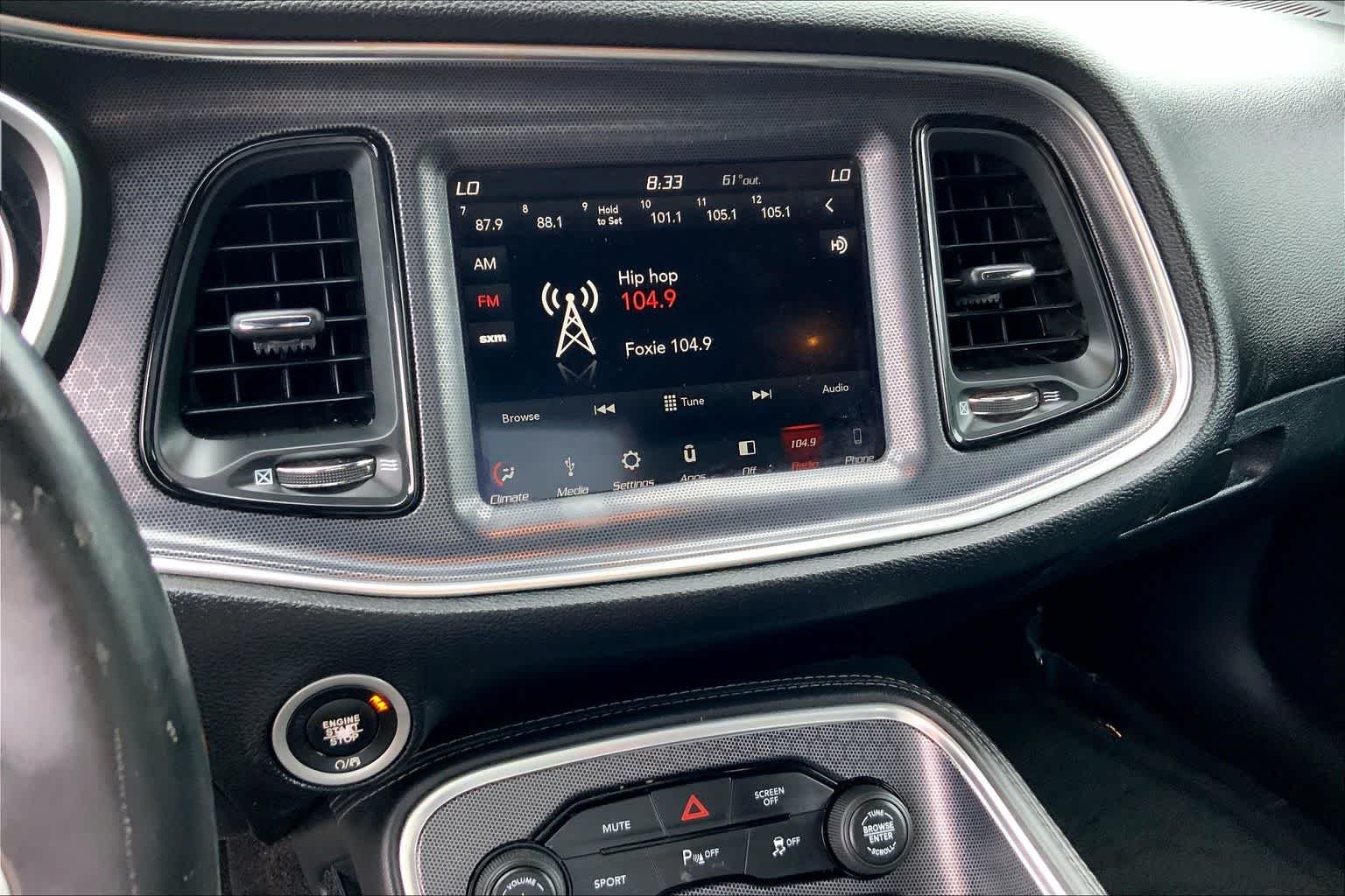 Used 2018 Granite Pearlcoat Dodge SXT Plus image 7