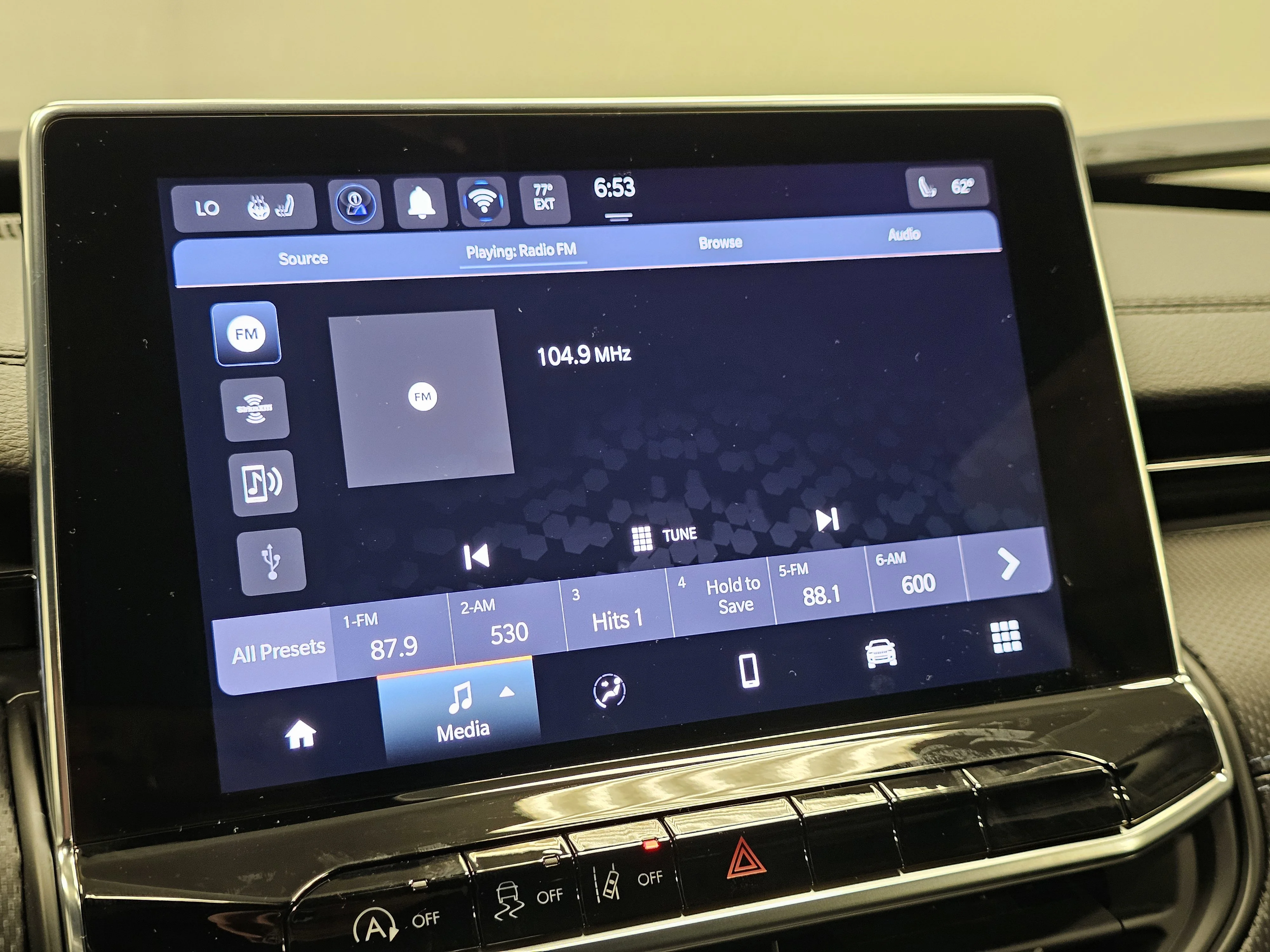 2025 Jeep Compass Latitude - Photo 24