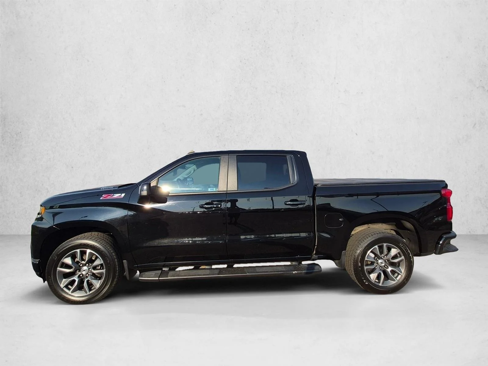 Used 2021 Black Chevrolet RST image 8