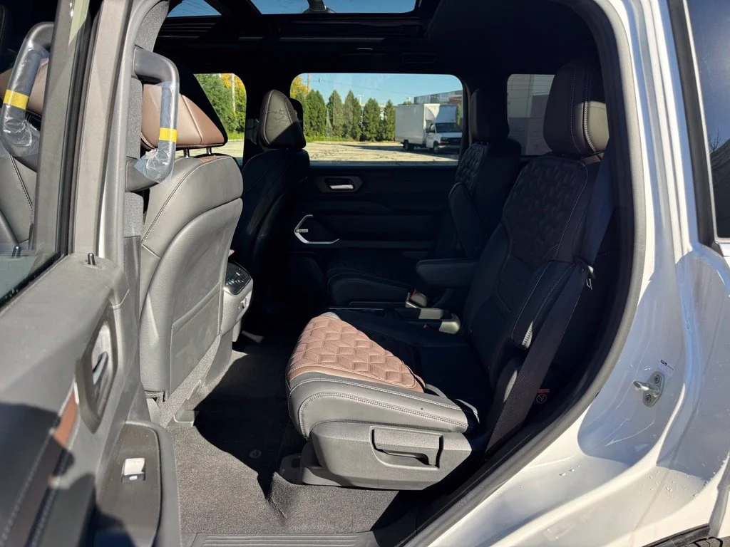 2026 Nissan Armada Platinum - Photo 10