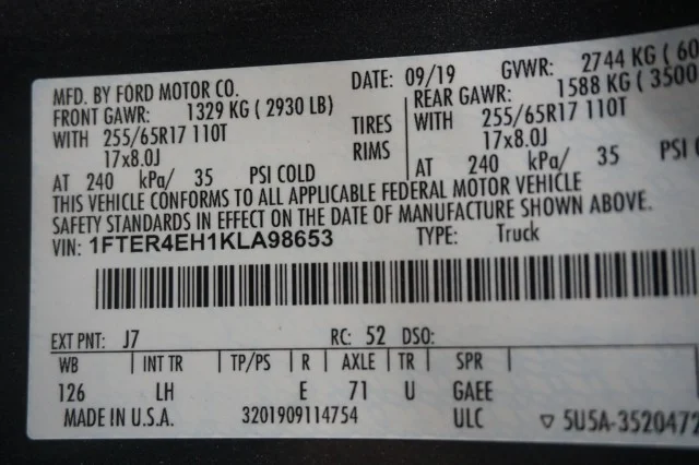 Used 2019 Magnetic Metallic Ford LARIAT image 32