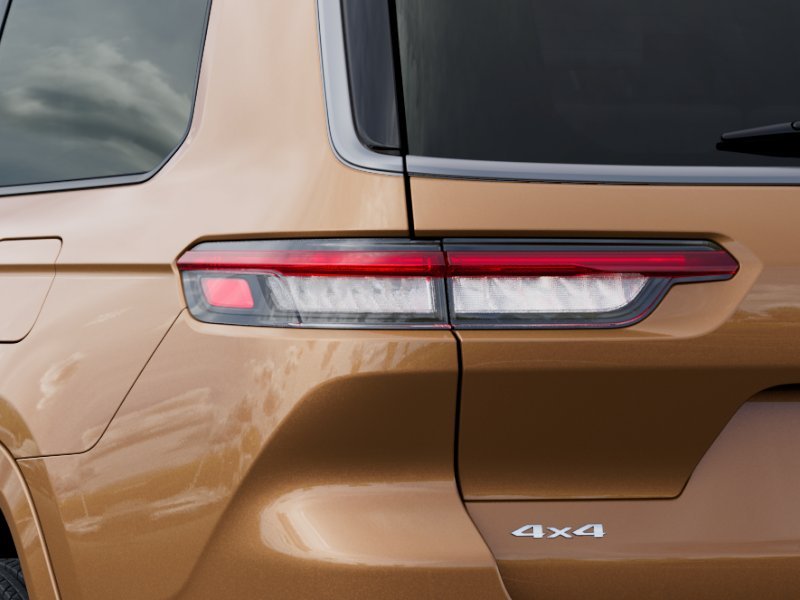 New 2026 Copper Shino Metallic Clear-Coat Exterior Paint Jeep Limited Reserve image 14