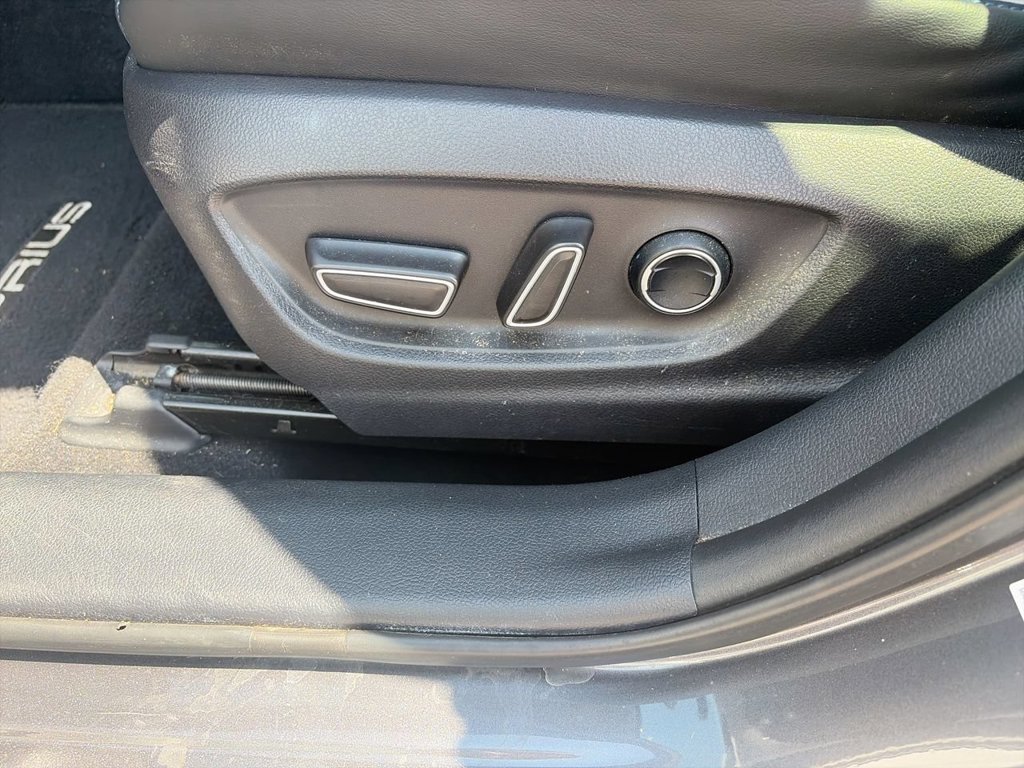 Used 2017  Toyota Two image 15